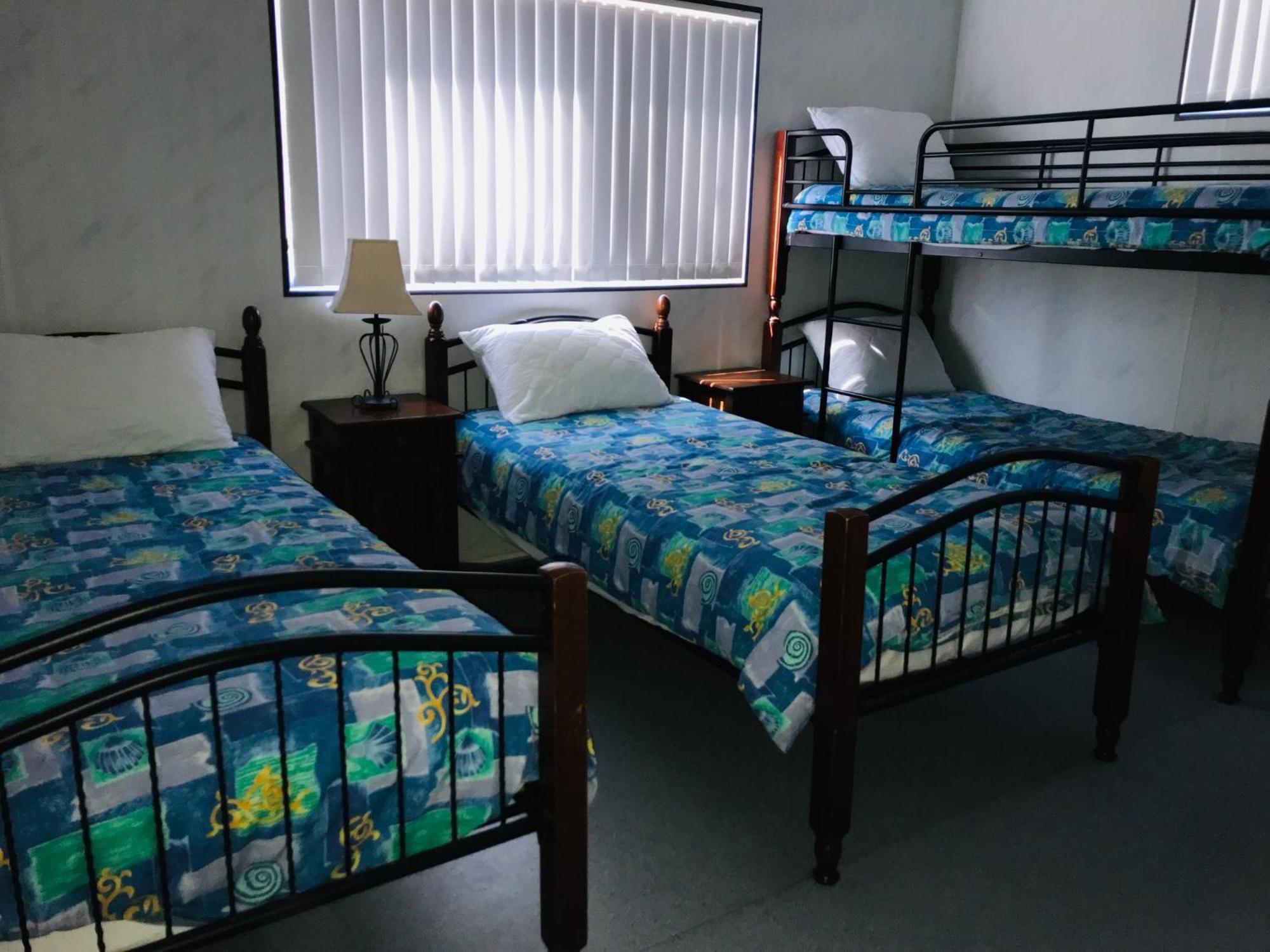 Leander Reef Holiday Park Port Denison المظهر الخارجي الصورة